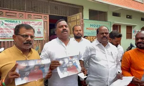 हैदराबाद में रोहिंग्याओं के एडमिशन को लेकर भाजपा ने जताया विरोध, कॉलेज ने पुलिस से की शिकायत हैदराबाद में रोहिंग्याओं के एडमिशन को लेकर भाजपा ने जताया विरोध, कॉलेज ने पुलिस से की शिकायत