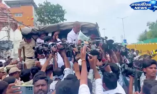 हैदराबाद में बड़ा राजनीतिक टकराव, BRS नेताओं की गिरफ्तारी से तनाव बढ़ा