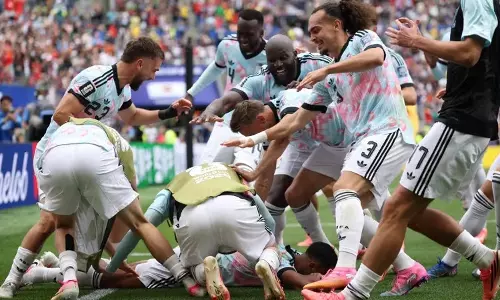 FIFA WC: बेल्जियम ने सेनेगल को हराकर शानदार वापसी की और आखिरी-16 में पहुंचा FIFA WC: बेल्जियम ने सेनेगल को हराकर शानदार वापसी की और आखिरी-16 में पहुंचा
