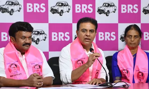 Telangana: KTR ने रेवंत रेड्डी को शासन पर बहस के लिए चुनौती दी
