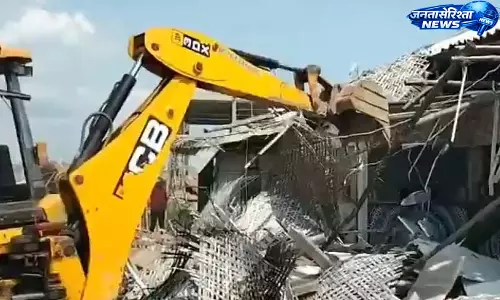 TMC नेता के बेटे का कैफे ढहाया गया, अवैध निर्माण का आरोप