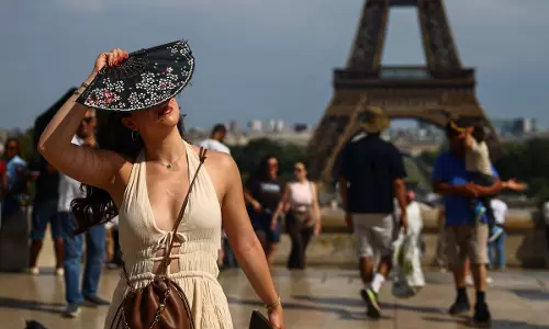 Heatwave,के बीच अमेरिका पर भड़का फ्रांस, सोशल मीडिया पर तेज बहस