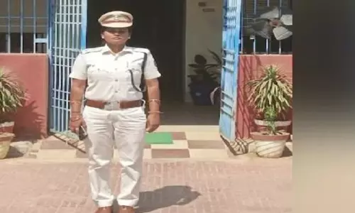 मां-बेटे को थर्ड-डिग्री प्रताड़ना मामला, निलंबित महिला IIC ने हाई कोर्ट में दायर की अग्रिम जमानत याचिका