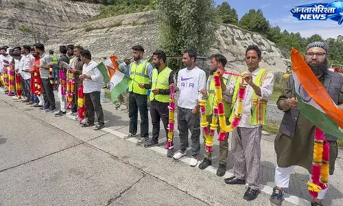 Amarnath यात्रा का पहला जत्था जम्मू से रवाना, भगवती नगर बेस कैंप से हुई शुरुआत