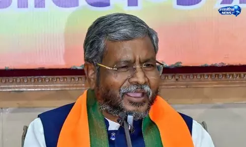 हत्याकांड पर सियासत तेज, सरकार पर हमला हत्याकांड पर सियासत तेज, सरकार पर हमला