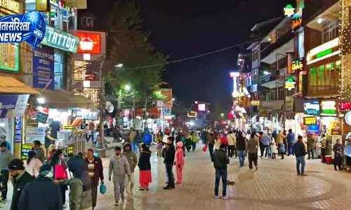 सैलानियों के लिए प्लेटिनम गोल्ड-सिल्वर कार्ड लांच सैलानियों के लिए प्लेटिनम गोल्ड-सिल्वर कार्ड लांच
