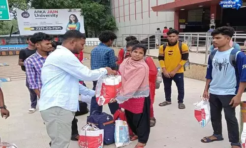 गैस रिसाव के बाद सुरक्षित वापसी, 14 मजदूर पहुंचे घर गैस रिसाव के बाद सुरक्षित वापसी, 14 मजदूर पहुंचे घर