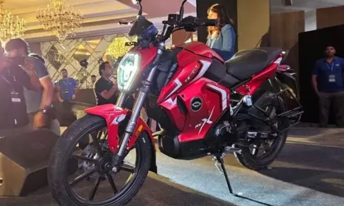 Low prices में हाई रेंज इलेक्ट्रिक बाइक, EV सेगमेंट में नया ऑप्शन Low prices में हाई रेंज इलेक्ट्रिक बाइक, EV सेगमेंट में नया ऑप्शन