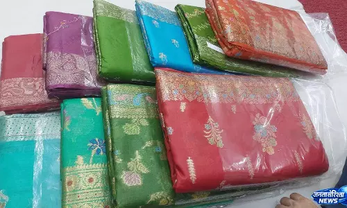 Bhagalpur के सिल्क कारोबार में संकट की स्थिति Bhagalpur के सिल्क कारोबार में संकट की स्थिति