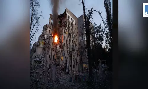 यूक्रेन के रिहायशी इलाकों में रूस ने दागीं मिसाइलें; 13 की मौत, 90 घायल यूक्रेन के रिहायशी इलाकों में रूस ने दागीं मिसाइलें; 13 की मौत, 90 घायल