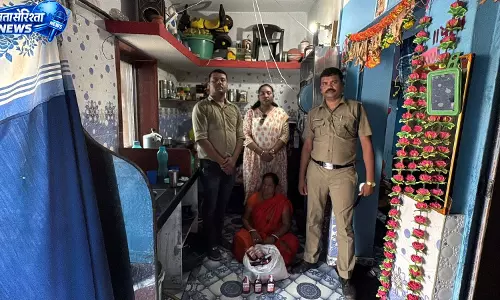 आबकारी विभाग रायपुर की बड़ी कार्रवाई, अवैध मदिरा के साथ 2 आरोपी गिरफ्तार आबकारी विभाग रायपुर की बड़ी कार्रवाई, अवैध मदिरा के साथ 2 आरोपी गिरफ्तार