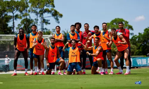 Ronaldo-मोड्रिच की जंग पर बोले बाइचुंग भूटिया—पुर्तगाल का पलड़ा भारी, क्रोएशिया के लिए राह मुश्किल Ronaldo-मोड्रिच की जंग पर बोले बाइचुंग भूटिया—पुर्तगाल का पलड़ा भारी, क्रोएशिया के लिए राह मुश्किल