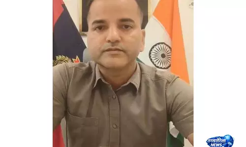 Delhi में हाई अलर्ट: शाहजाद भट्टी नेटवर्क के 4 संदिग्ध गिरफ्तार, पुलिस और धार्मिक स्थल थे निशाने पर Delhi में हाई अलर्ट: शाहजाद भट्टी नेटवर्क के 4 संदिग्ध गिरफ्तार, पुलिस और धार्मिक स्थल थे निशाने पर