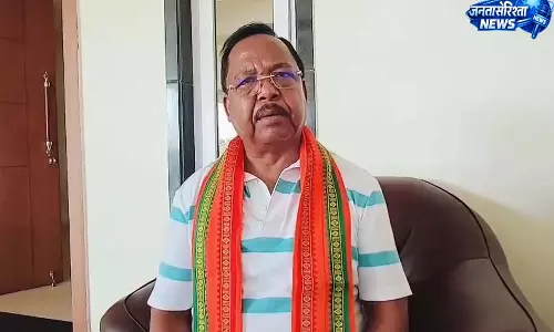 कृषि मंत्री रामविचार नेताम के नेतृत्व में कृषि यंत्रीकरण को बढ़ावा कृषि मंत्री रामविचार नेताम के नेतृत्व में कृषि यंत्रीकरण को बढ़ावा