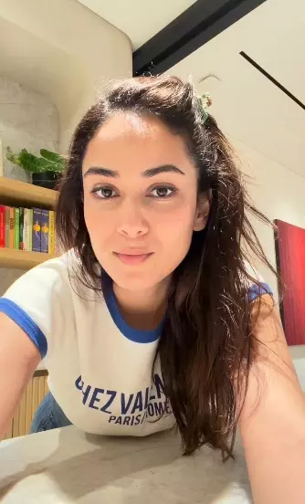 मीरा कपूर ने दिखाया अपना हेल्थ बार, बताया कैसे बच्चों को लगा रही हेल्दी स्नैकिंग की आदत मीरा कपूर ने दिखाया अपना हेल्थ बार, बताया कैसे बच्चों को लगा रही हेल्दी स्नैकिंग की आदत