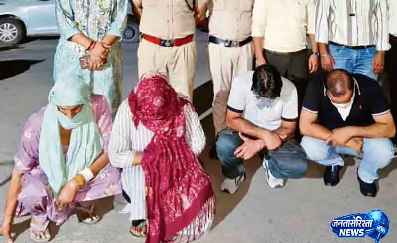 महिलाओं की भागीदारी से Sirsa में नशीली दवाओं का खतरा और गहरा गया महिलाओं की भागीदारी से Sirsa में नशीली दवाओं का खतरा और गहरा गया