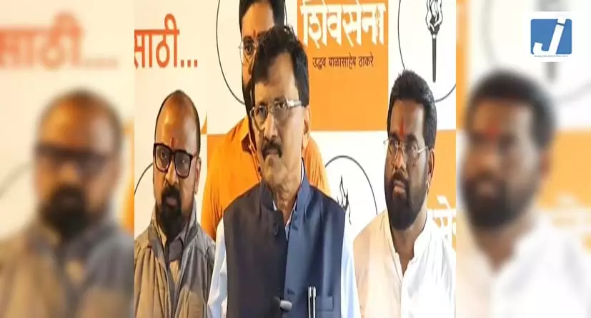 हमारे हवाले कर दो ईडी और सीबीआई, हम BJP के 10 टुकड़े कर देंगे: संजय राउत हमारे हवाले कर दो ईडी और सीबीआई, हम BJP के 10 टुकड़े कर देंगे: संजय राउत