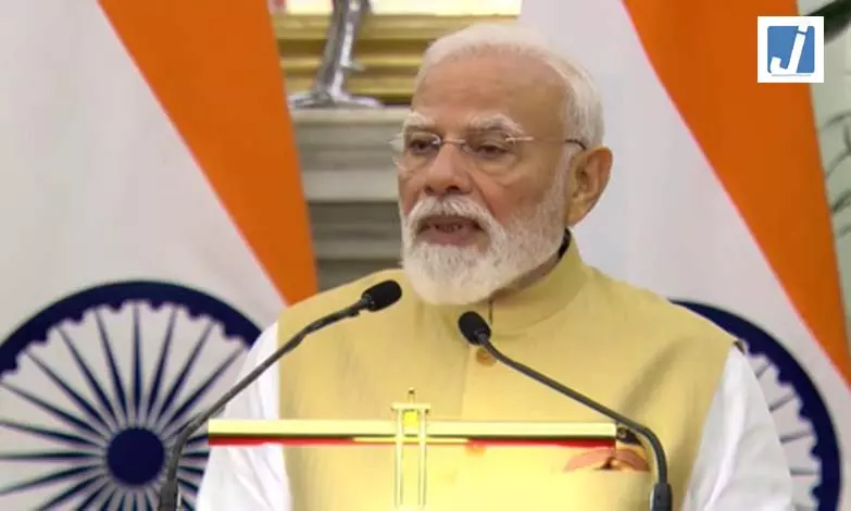 छोटी बहन पीएम ताकाइची से द्विपक्षीय वार्ता के बाद पीएम मोदी बोले, ये भारत-जापान के बीच नए अध्याय की शुरुआत छोटी बहन पीएम ताकाइची से द्विपक्षीय वार्ता के बाद पीएम मोदी बोले, ये भारत-जापान के बीच नए अध्याय की शुरुआत