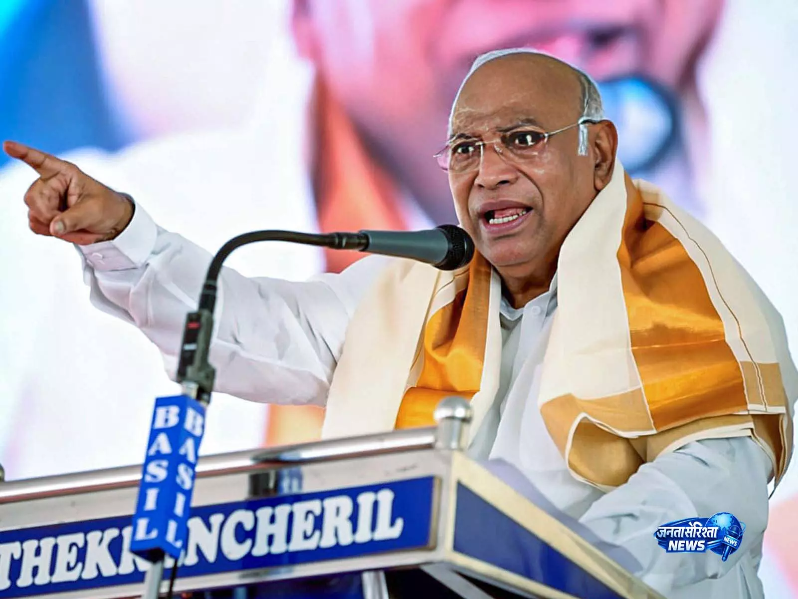 पूर्वोत्तर में बाढ़ से मची तबाही पर Kharge ने जताया दुख पूर्वोत्तर में बाढ़ से मची तबाही पर Kharge ने जताया दुख