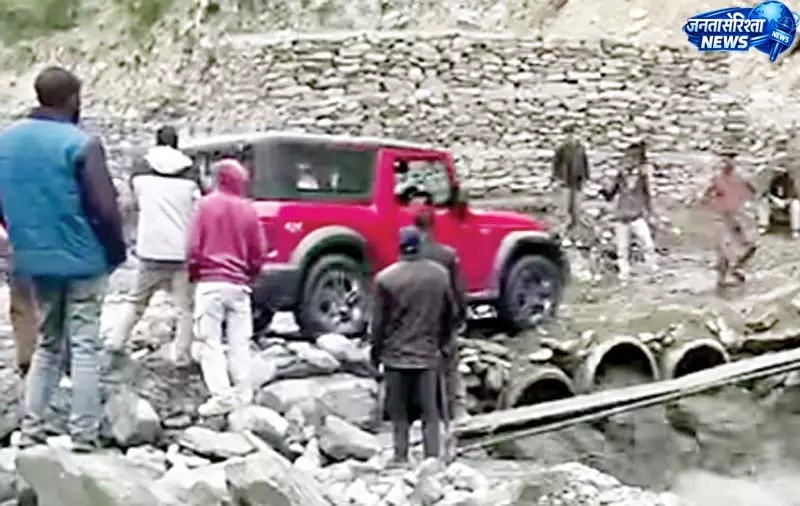लाहुल-स्पीति में बारिश से जनजीवन अस्त-व्यस्त लाहुल-स्पीति में बारिश से जनजीवन अस्त-व्यस्त