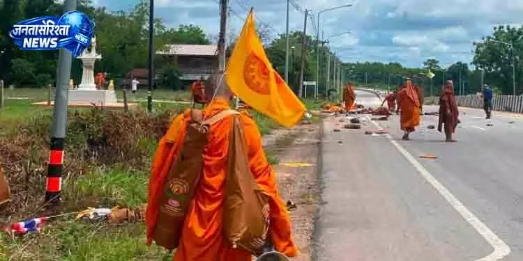 थाईलैंड हादसे में 8 भिक्षुओं की मौत थाईलैंड हादसे में 8 भिक्षुओं की मौत