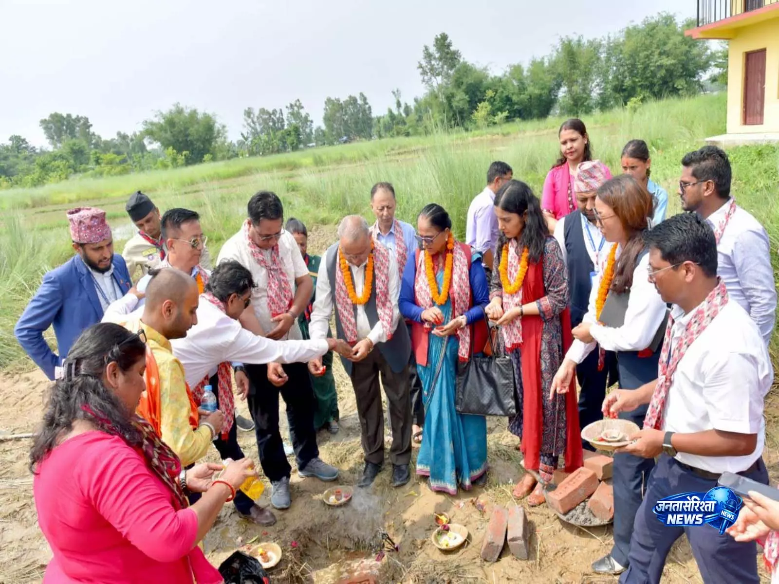 भारत की HICDP सहायता के तहत पूर्वी नेपाल में स्कूल भवन की आधारशिला रखी गई भारत की HICDP सहायता के तहत पूर्वी नेपाल में स्कूल भवन की आधारशिला रखी गई