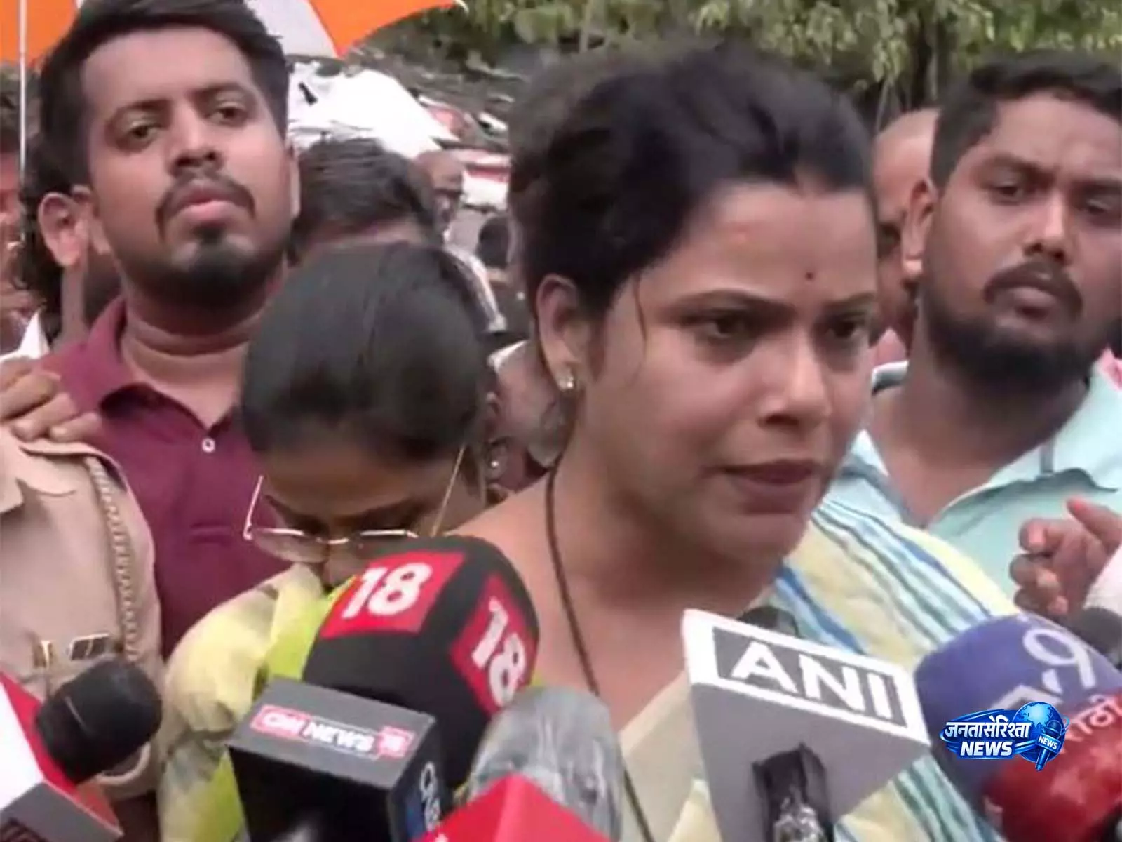 Sakinaka हादसा: मृतक के परिजनों को 10 लाख मुआवजा Sakinaka हादसा: मृतक के परिजनों को 10 लाख मुआवजा