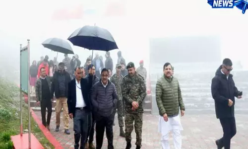 भारत-चीन सीमा पर संसदीय समिति का दौरा, नाथू ला में सुरक्षा तैयारियों की समीक्षा भारत-चीन सीमा पर संसदीय समिति का दौरा, नाथू ला में सुरक्षा तैयारियों की समीक्षा