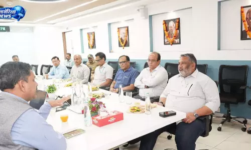 Maharashtra : लेबर मिनिस्टर आकाश फुंडकर ने टाटा पावर थर्मल प्लांट का किया निरीक्षण Maharashtra : लेबर मिनिस्टर आकाश फुंडकर ने टाटा पावर थर्मल प्लांट का किया निरीक्षण