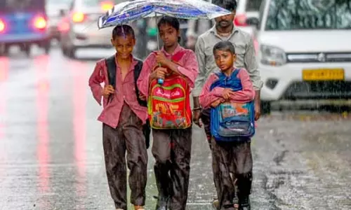 मानसून की दस्तक से मौसम बदला, 3 जुलाई को बारिश, आंधी और 50 किमी/घंटा तक तेज हवाओं का येलो अलर्ट मानसून की दस्तक से मौसम बदला, 3 जुलाई को बारिश, आंधी और 50 किमी/घंटा तक तेज हवाओं का येलो अलर्ट