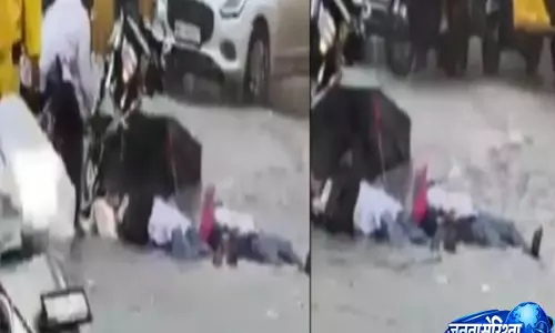 Mumbai: भारी बारिश बनी जानलेवा, ठाणे में करंट लगने से 17 साल की लड़की की मौत