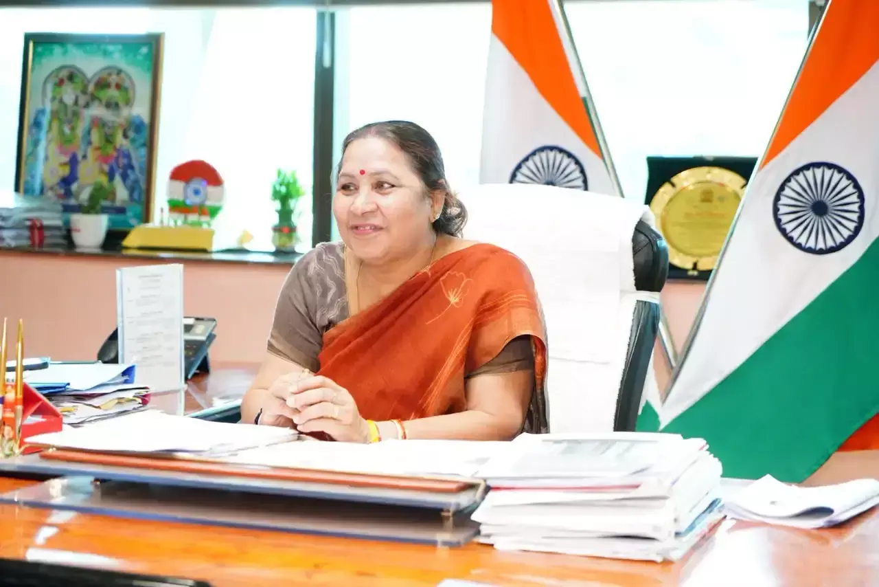 New Delhi: मानसून के मद्देनजर अधिकारियों को अलर्ट, जलभराव न होने के निर्देश New Delhi: मानसून के मद्देनजर अधिकारियों को अलर्ट, जलभराव न होने के निर्देश