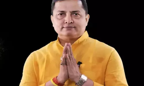 Kolkata: भाजपा विधायक की शिकायत के बाद दुर्गा पूजा समिति पर एफआईआर Kolkata: भाजपा विधायक की शिकायत के बाद दुर्गा पूजा समिति पर एफआईआर