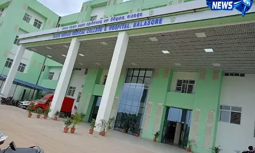 Odisha : हड़ताली डॉक्टरों पर सख्ती, 12 घंटे में ड्यूटी पर लौटने के निर्देश Odisha : हड़ताली डॉक्टरों पर सख्ती, 12 घंटे में ड्यूटी पर लौटने के निर्देश