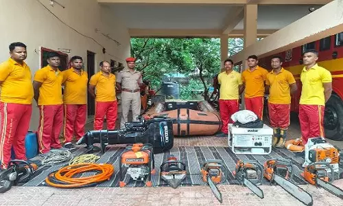 Odisha फायर सर्विस कम दबाव के कारण होने वाली संभावित बारिश के लिए पूरी तरह तैयार और हाई अलर्ट पर