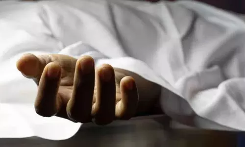Telangana : लंगर हौज़ लॉज में महिला संदिग्ध हालात में मृत मिली Telangana : लंगर हौज़ लॉज में महिला संदिग्ध हालात में मृत मिली