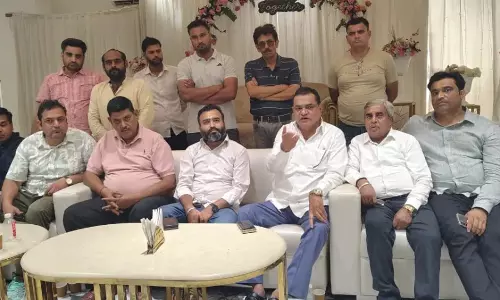 Traders  की बैठक में नियमों को आसान बनाने पर जोर