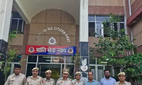 Delhi पुलिस की बड़ी कार्रवाई, अंतरराज्यीय मोबाइल चोर गिरोह का भंडाफोड़ Delhi पुलिस की बड़ी कार्रवाई, अंतरराज्यीय मोबाइल चोर गिरोह का भंडाफोड़