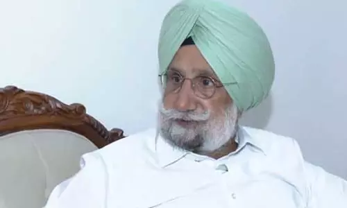 गृह मंत्री से मुलाकात को लेकर कांग्रेस सांसद सुखजिंदर रंधावा की सफाई, बोले- इसे राजनीतिक रंग देना गलत गृह मंत्री से मुलाकात को लेकर कांग्रेस सांसद सुखजिंदर रंधावा की सफाई, बोले- इसे राजनीतिक रंग देना गलत