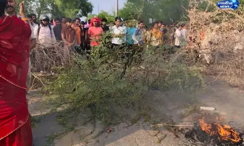 पलामू: कैदी फरार खबर निकली अफवाह, तनाव खत्म पलामू: कैदी फरार खबर निकली अफवाह, तनाव खत्म