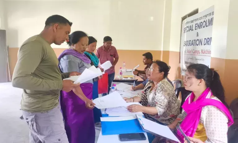 Manipur ने काकचिंग में IDPs के लिए स्पेशल वेलफेयर एनरोलमेंट ड्राइव शुरू किया Manipur ने काकचिंग में IDPs के लिए स्पेशल वेलफेयर एनरोलमेंट ड्राइव शुरू किया