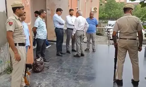Nuh: जिला प्रशासन ने एचटेट परीक्षा के लिए व्यापक तैयारियों का दावा किया Nuh: जिला प्रशासन ने एचटेट परीक्षा के लिए व्यापक तैयारियों का दावा किया