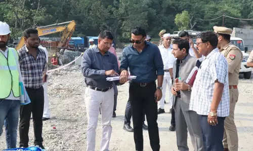 DM ने शाकम्भरी देवी क्षेत्र में व्यवस्थाओं का लिया जायजा DM ने शाकम्भरी देवी क्षेत्र में व्यवस्थाओं का लिया जायजा