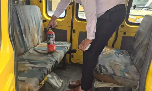 Baghpat स्कूली वाहनों पर परिवहन विभाग की सख्ती Baghpat स्कूली वाहनों पर परिवहन विभाग की सख्ती