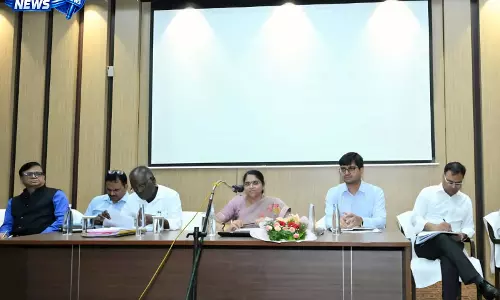 नगरीय प्रशासन विभाग की सचिव ने की रायपुर नगर निगम के कार्यों की समीक्षा नगरीय प्रशासन विभाग की सचिव ने की रायपुर नगर निगम के कार्यों की समीक्षा