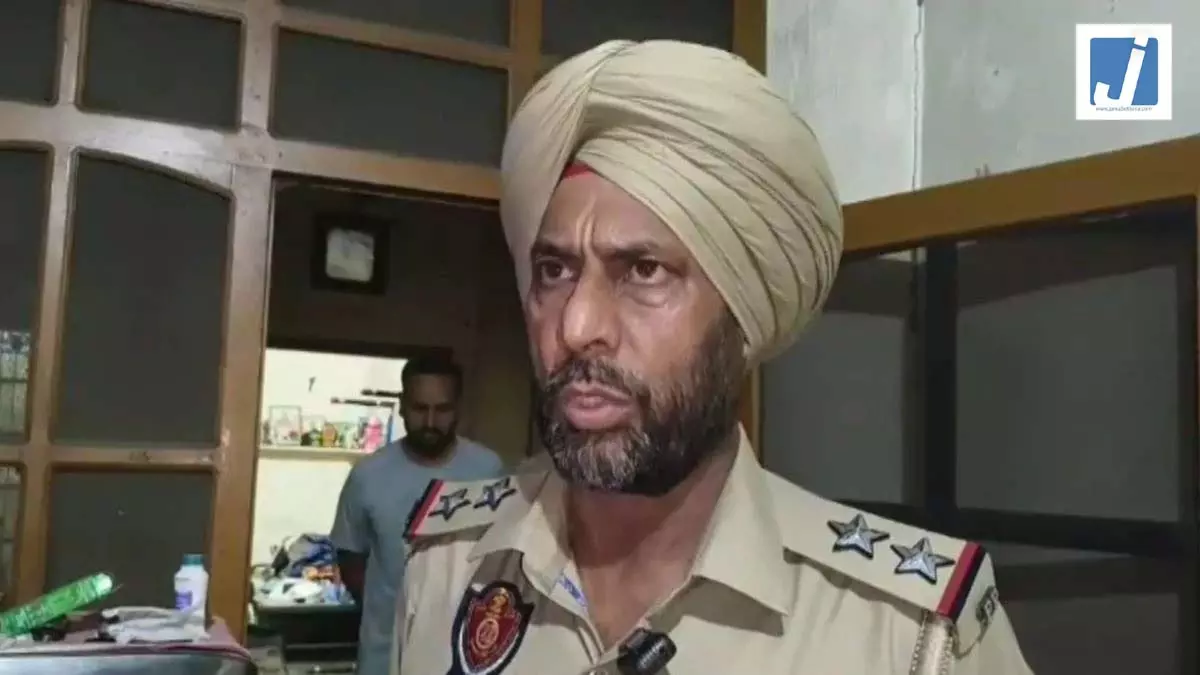 मां ने तीन मासूम बच्चों की जान लेने के बाद खुदकुशी की, कारण पता चला मां ने तीन मासूम बच्चों की जान लेने के बाद खुदकुशी की, कारण पता चला