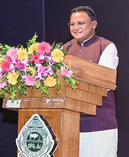 ओडिशा सरकार का आदेश: कॉलेजों के आसपास शराब, तंबाकू और नशीले पदार्थ बेचने वाली दुकानों की होगी जांच ओडिशा सरकार का आदेश: कॉलेजों के आसपास शराब, तंबाकू और नशीले पदार्थ बेचने वाली दुकानों की होगी जांच