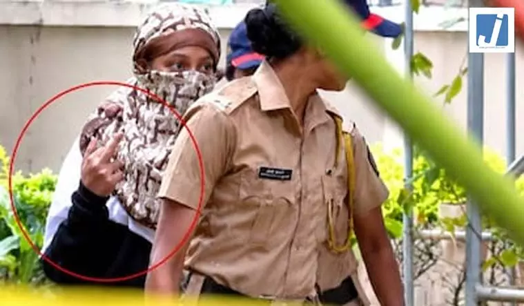 देश के चर्चित केतन अग्रवाल हत्याकांड की मुख्य आरोपी सिया गोयल की शर्मनाक हरकत देश के चर्चित केतन अग्रवाल हत्याकांड की मुख्य आरोपी सिया गोयल की शर्मनाक हरकत