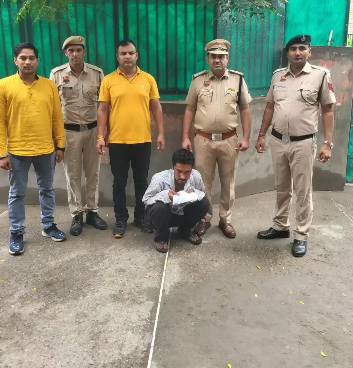 Panipat: नशा तस्करी के खिलाफ कार्रवाई, हेरोइन सहित आरोपी गिरफ्तार Panipat: नशा तस्करी के खिलाफ कार्रवाई, हेरोइन सहित आरोपी गिरफ्तार