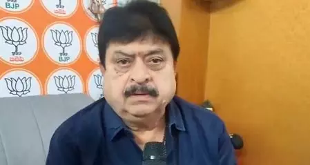 भाजपा ने कांग्रेस और बीआरएस को सार्वजनिक बहस की दी चुनौती भाजपा ने कांग्रेस और बीआरएस को सार्वजनिक बहस की दी चुनौती